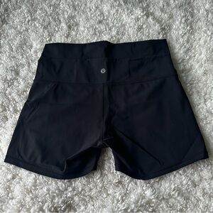 Lululemon align shorts (size 10) (4 inch inseam)